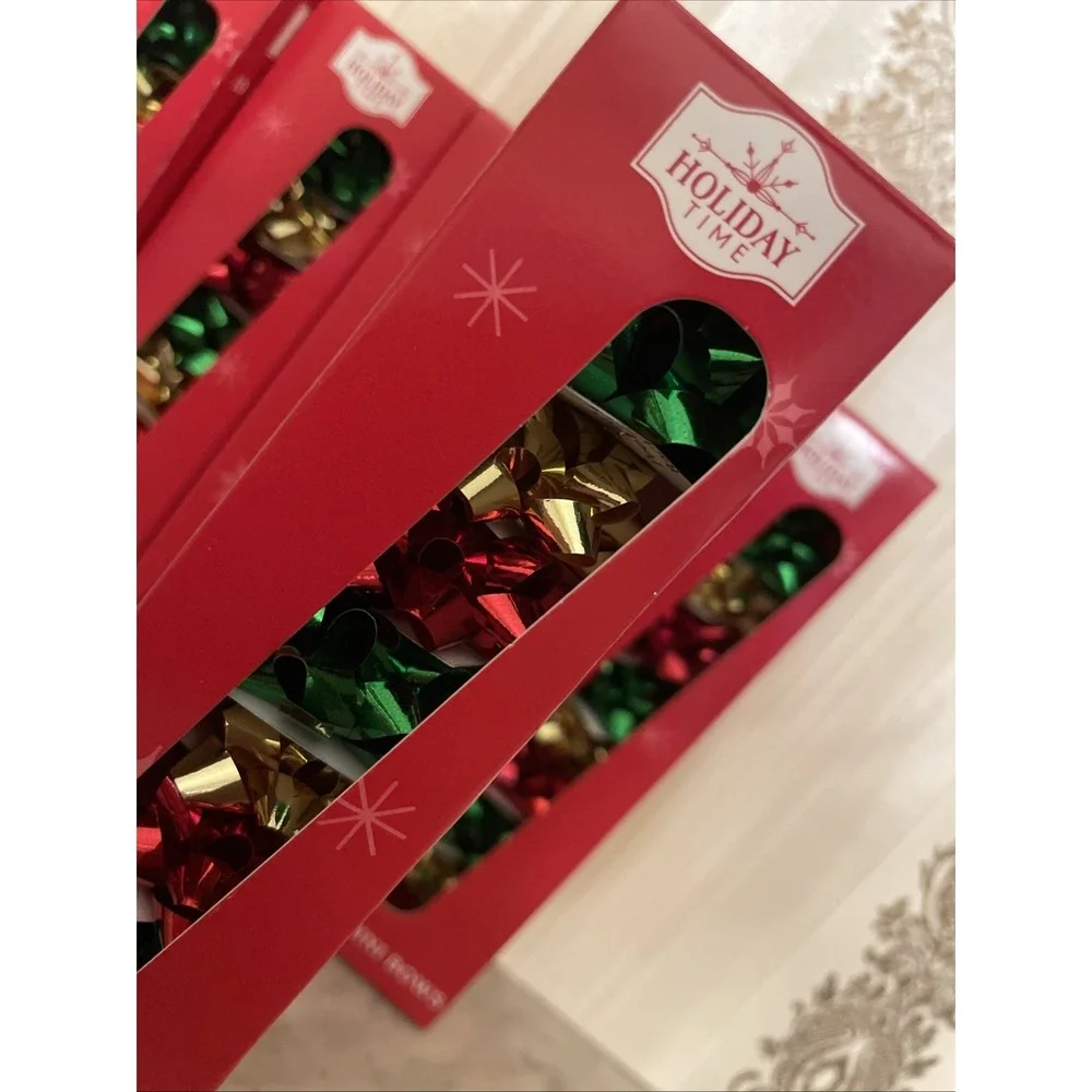 Holiday Time product set